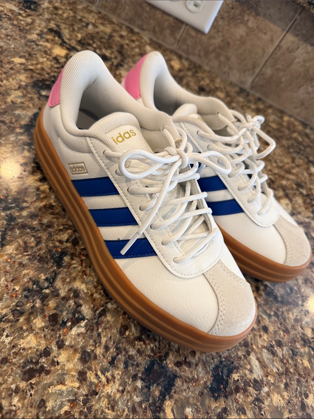adidas White Sneakers with Blue Stripes and Pink Heel